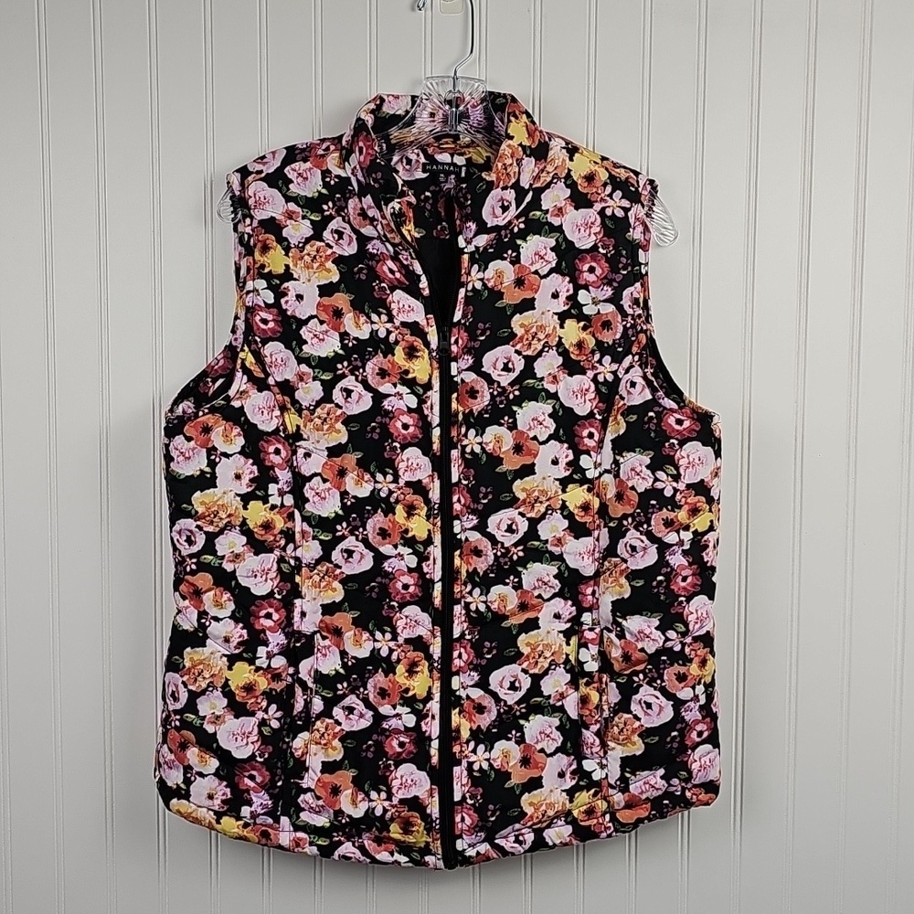 Hannah Floral Quilted Vest • Women’s XL • Black + Pink / Multicolor